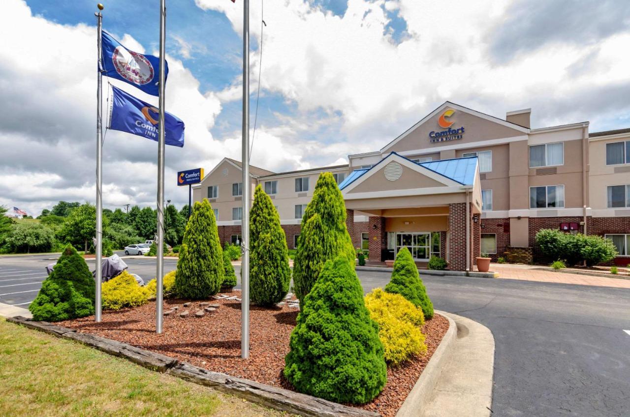 Comfort Inn & Suites Hillsville I-77 エクステリア 写真
