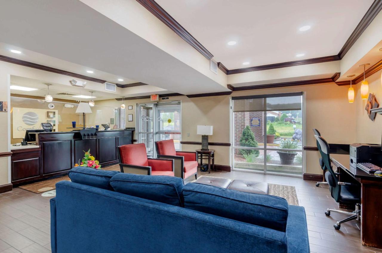 Comfort Inn & Suites Hillsville I-77 エクステリア 写真