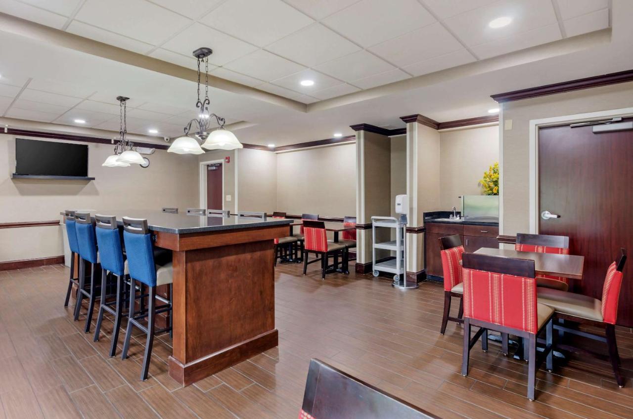 Comfort Inn & Suites Hillsville I-77 エクステリア 写真