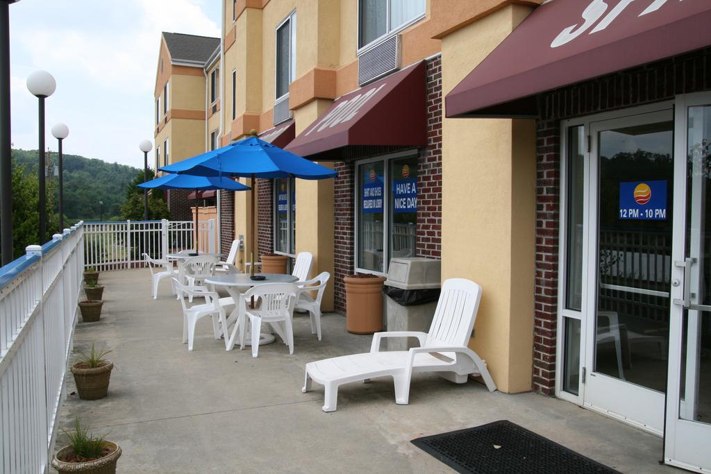 Comfort Inn & Suites Hillsville I-77 エクステリア 写真