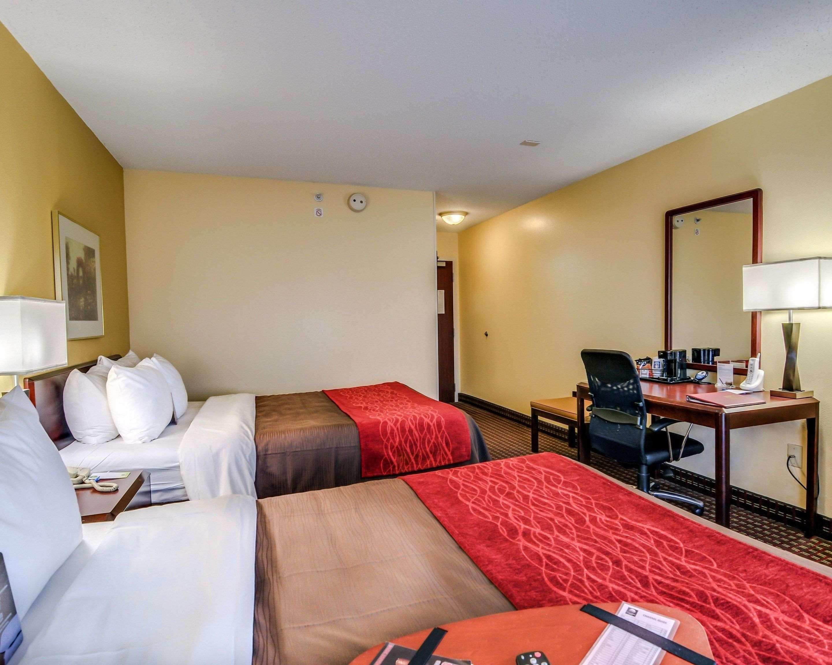 Comfort Inn & Suites Hillsville I-77 エクステリア 写真