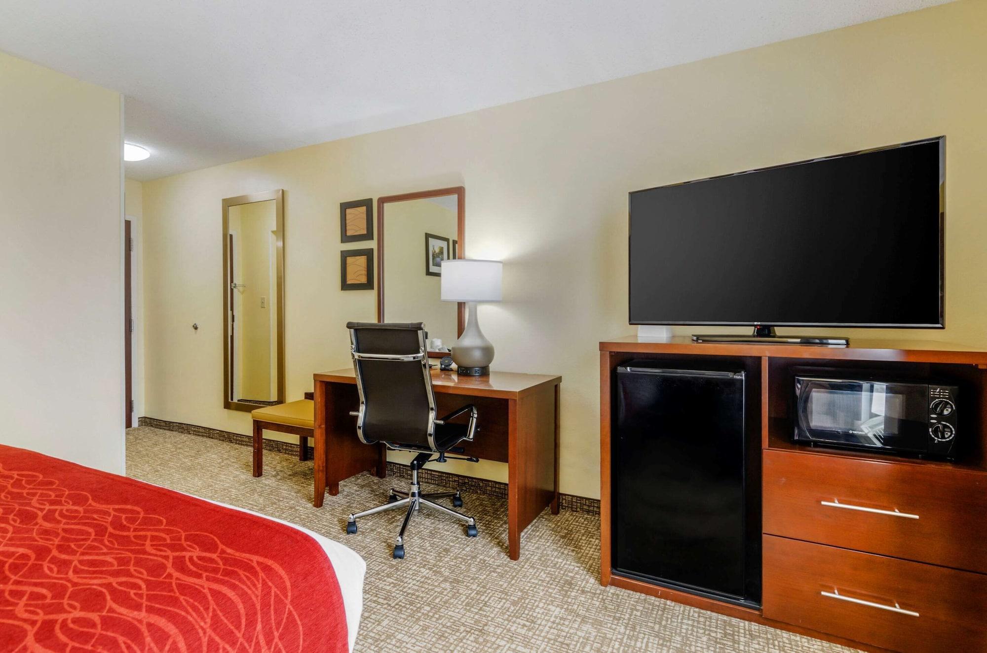 Comfort Inn & Suites Hillsville I-77 エクステリア 写真