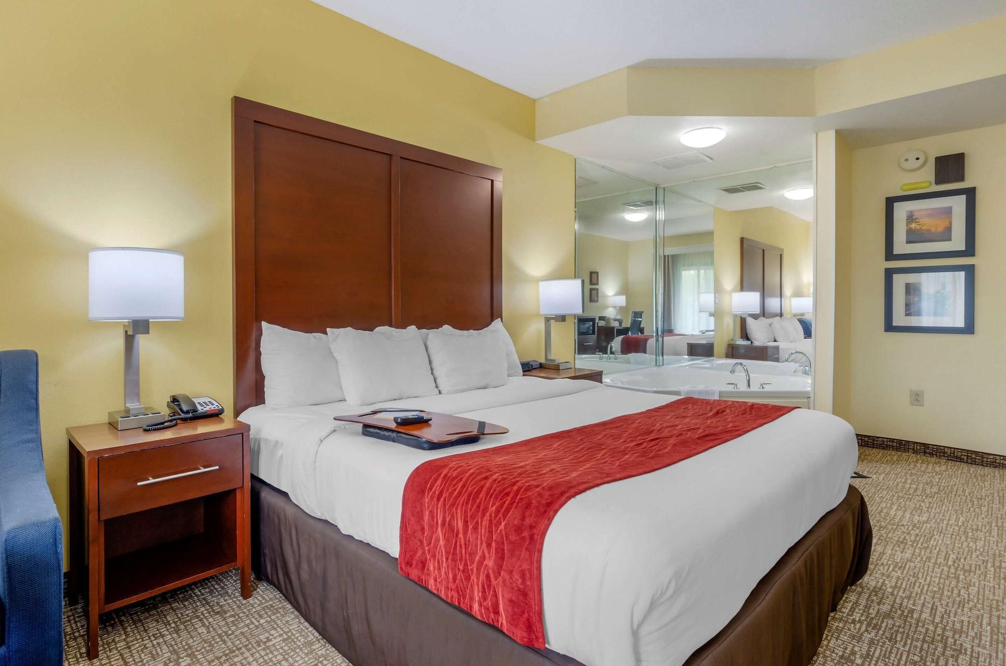 Comfort Inn & Suites Hillsville I-77 エクステリア 写真