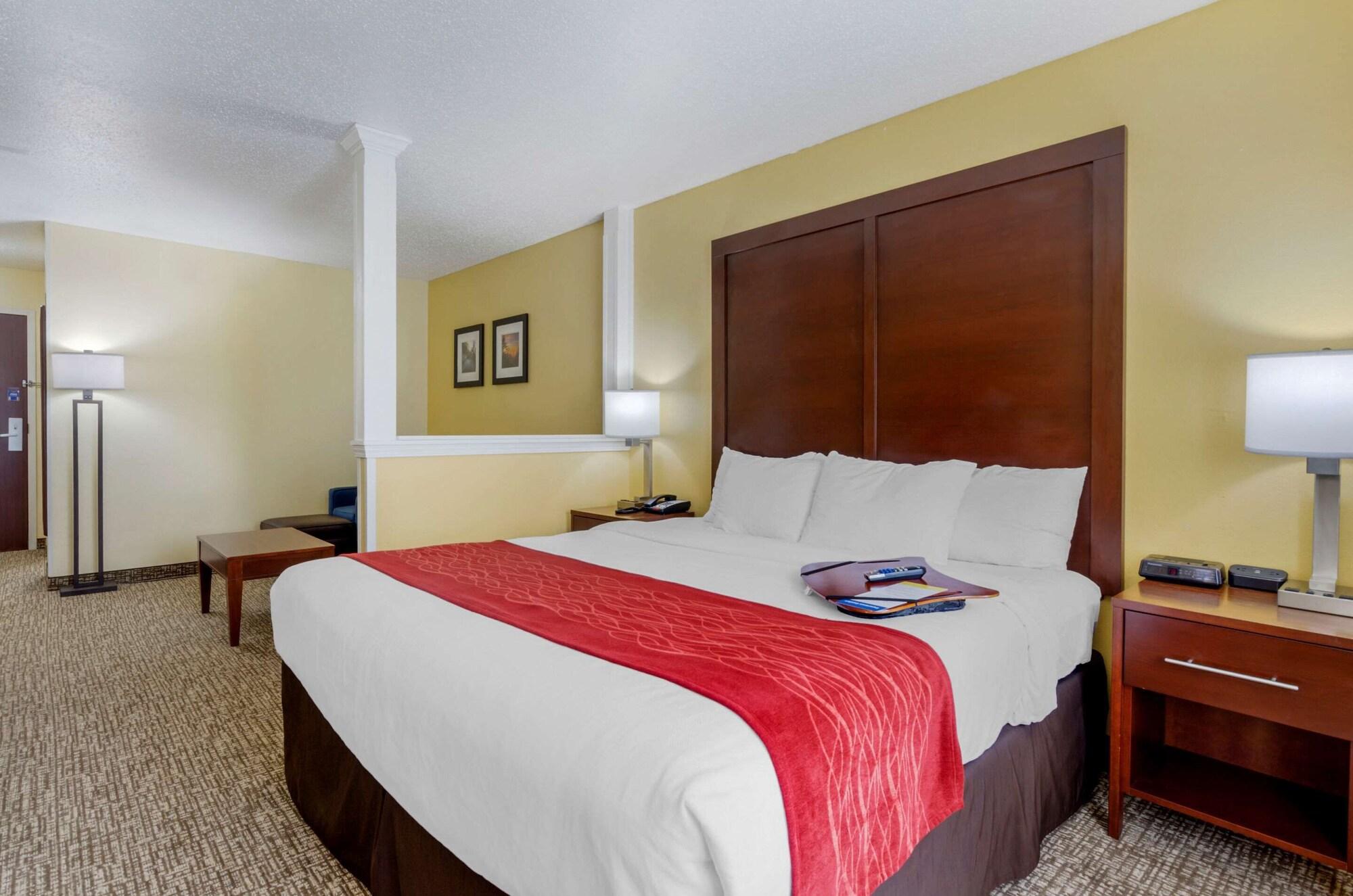 Comfort Inn & Suites Hillsville I-77 エクステリア 写真