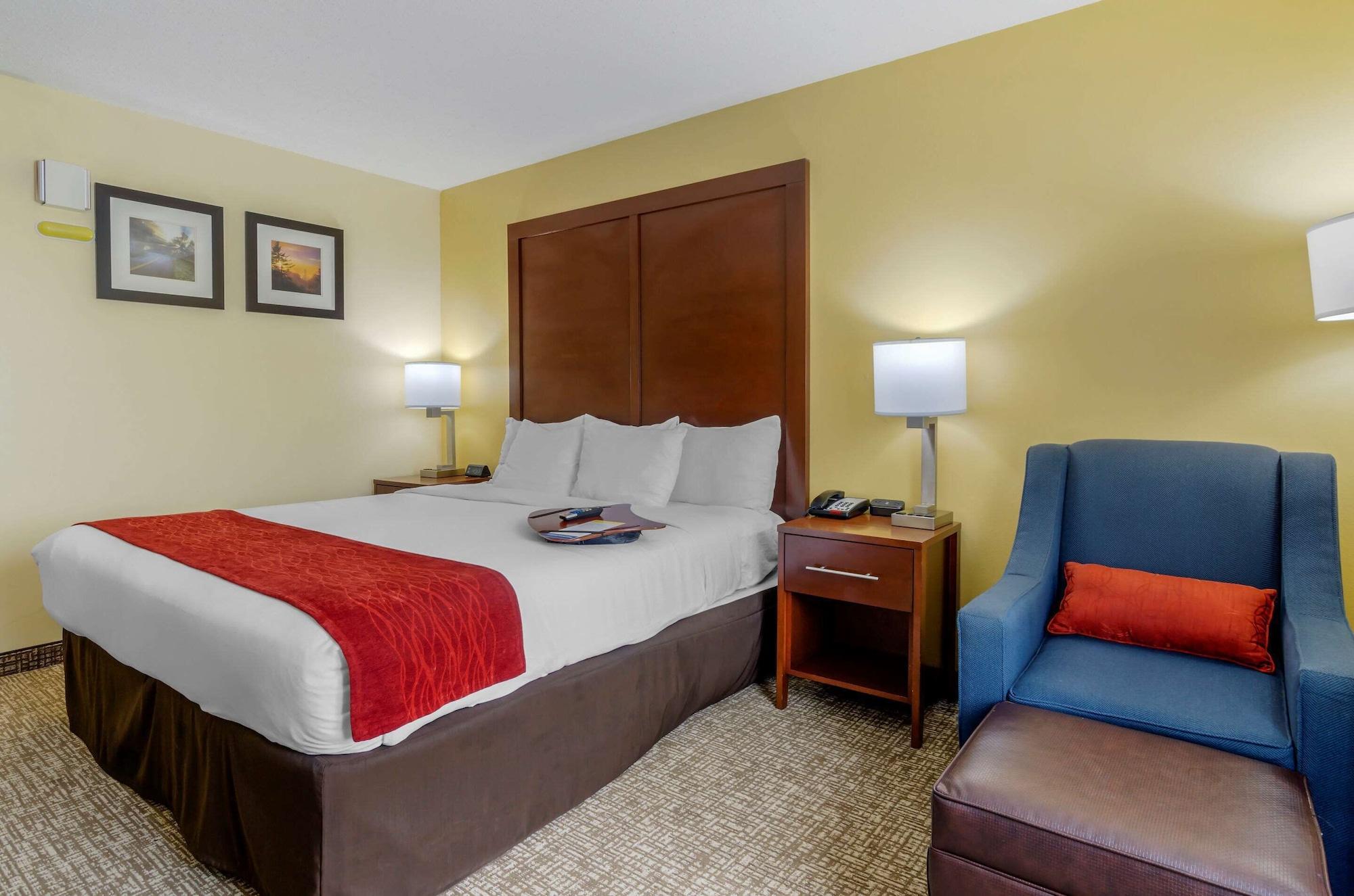 Comfort Inn & Suites Hillsville I-77 エクステリア 写真