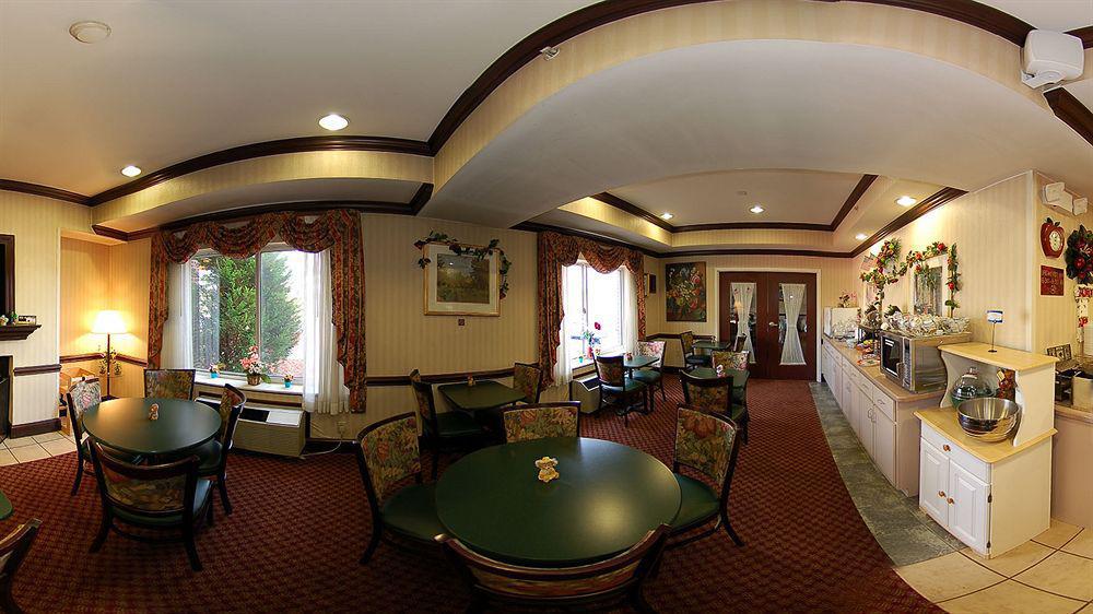Comfort Inn & Suites Hillsville I-77 エクステリア 写真